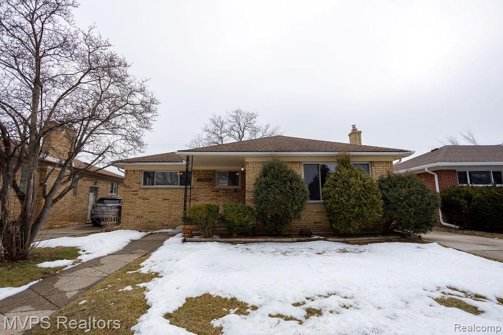 18062 Ash Avenue Eastpointe, MI 48021 - Photo 1 of 11