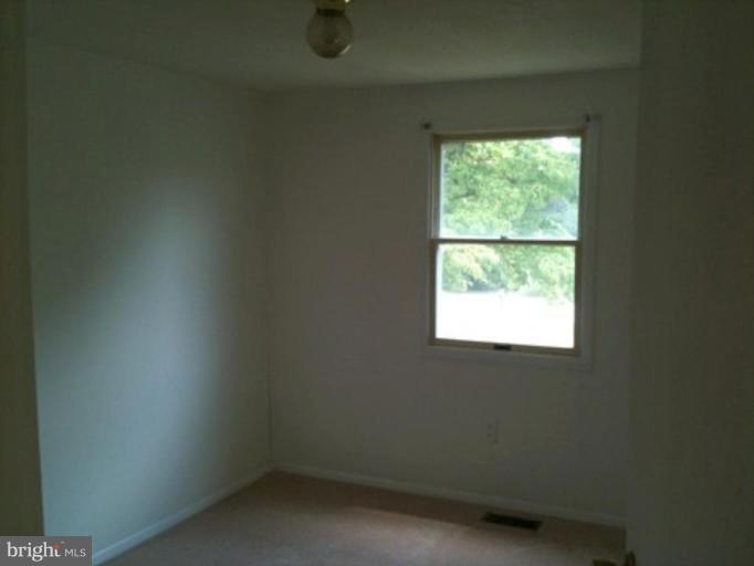28 Walnut Grove Road Charles Town, WV 25414 - Photo 4 of 9 Bedroom #2
