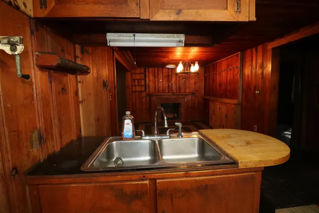 $595,000 | 64 Old Ashburnham Road, Rindge, NH 03461