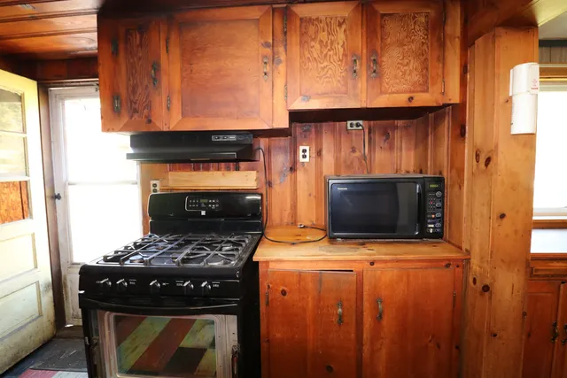 $595,000 | 64 Old Ashburnham Road, Rindge, NH 03461