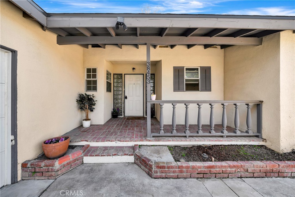 38453 3rd Palmdale, CA 93550 - Photo 3 of 38