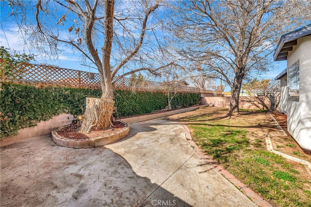 38453 3rd Palmdale, CA 93550 - Photo 34 of 38