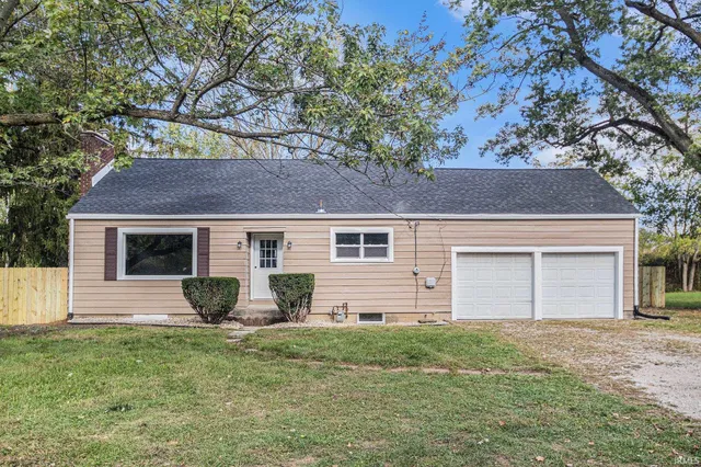 $320,000 | 24675 County Road 16, Elkhart, IN 46516