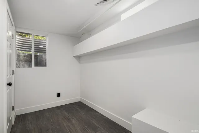 $320,000 | 24675 County Road 16, Elkhart, IN 46516