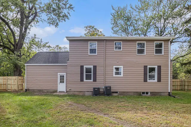 $320,000 | 24675 County Road 16, Elkhart, IN 46516