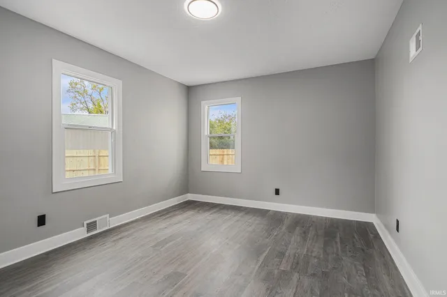 $320,000 | 24675 County Road 16, Elkhart, IN 46516