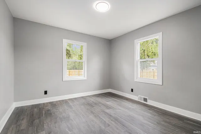 $320,000 | 24675 County Road 16, Elkhart, IN 46516