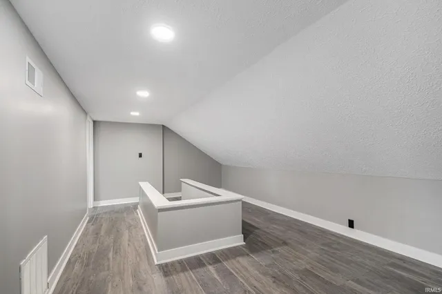 $320,000 | 24675 County Road 16, Elkhart, IN 46516