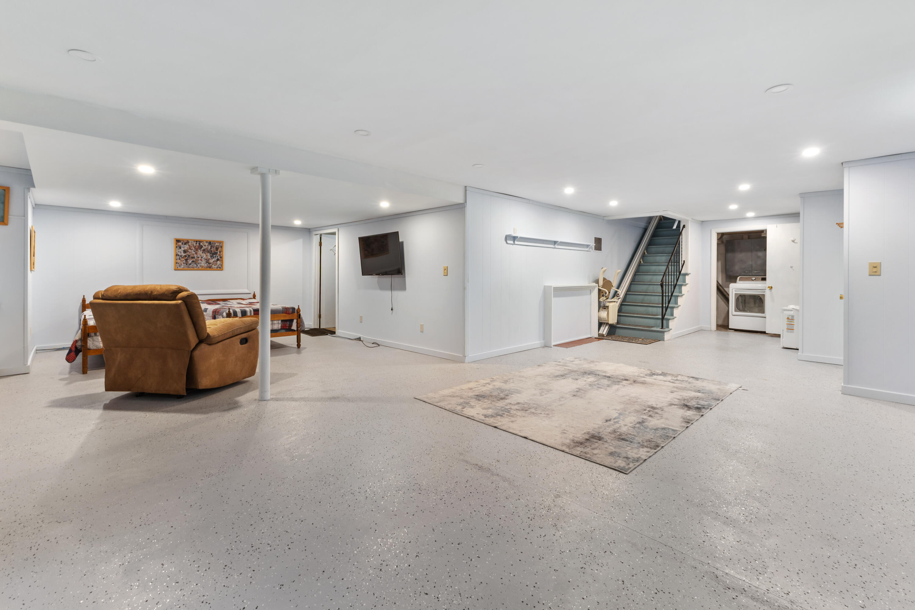 1571 River Road Bucksport, ME 04416 - Photo 39 of 65 Basement Bonus Area