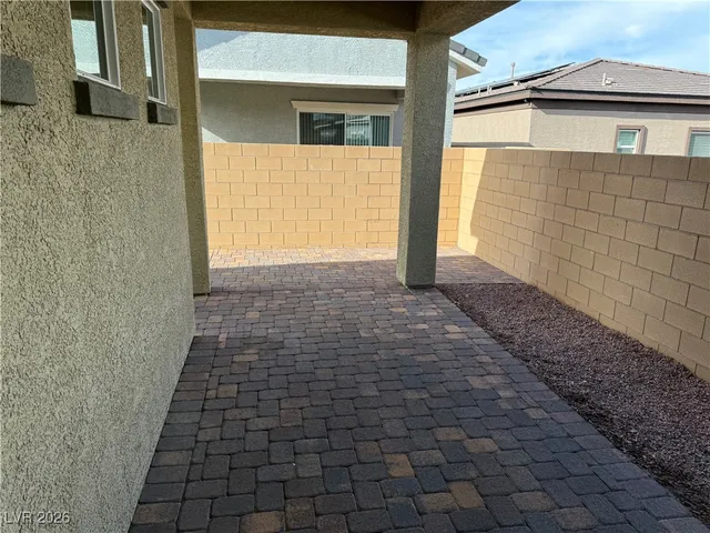 $2,675 | 815 Eaton Falls Street, Henderson, NV 89011