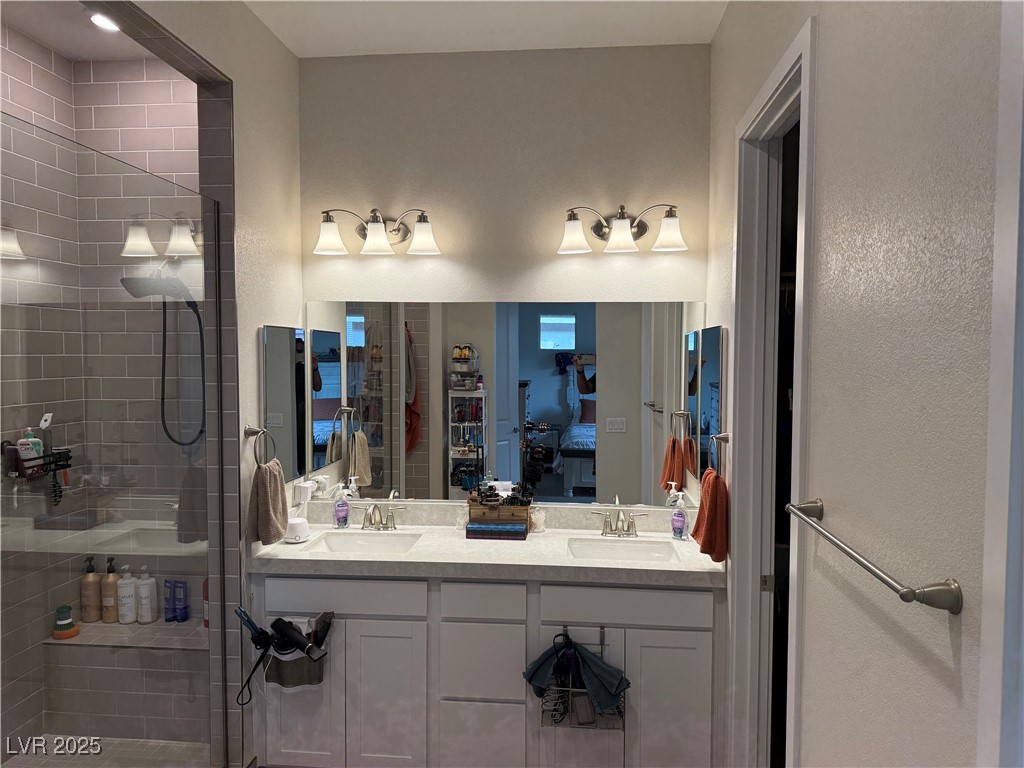 815 Eaton Falls Street Henderson, NV 89011 - Photo 3 of 13