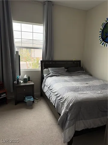 $2,900 | 815 Eaton Falls Street, Henderson, NV 89011