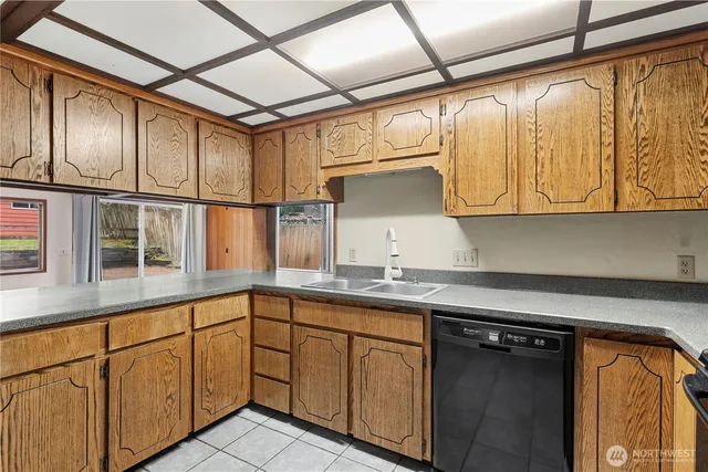 $649,950 | 19326 5th Avenue Northeast, Shoreline, WA 98155