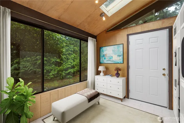 $649,950 | 19326 5th Avenue Northeast, Shoreline, WA 98155