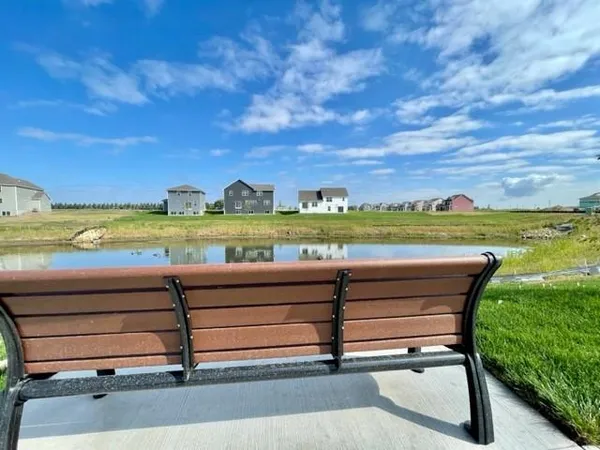 $550,000 | 17232 Durham Drive, Lakeville, MN 55044