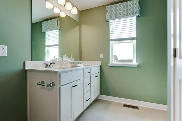 $550,000 | 17232 Durham Drive, Lakeville, MN 55044