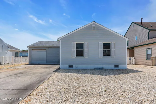 $524,900 | 77 Storm Jib Court, Bayville, NJ 08721