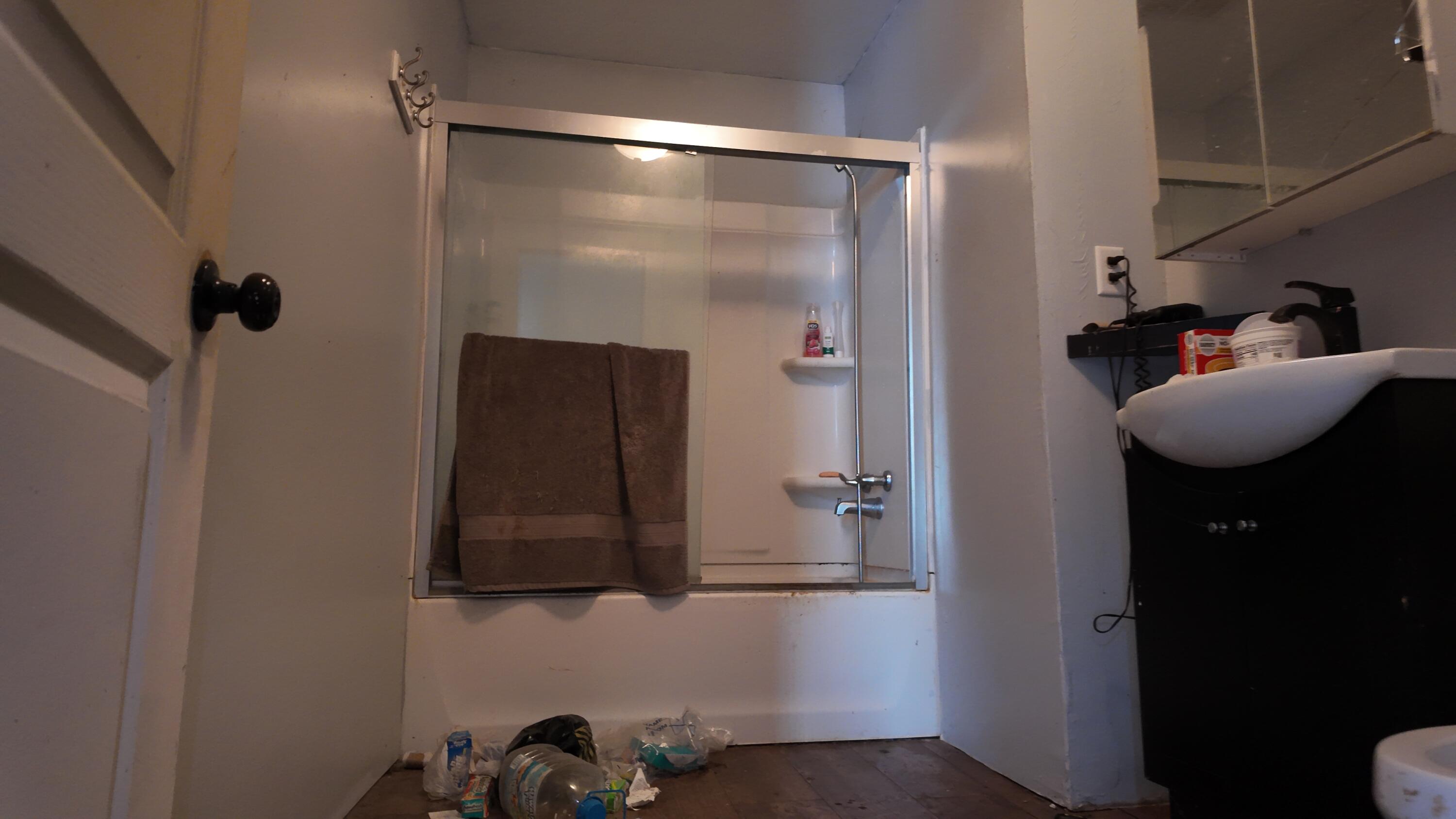 1411 Carlisle Avenue Racine, WI 53404 - Photo 7 of 9 Bathroom