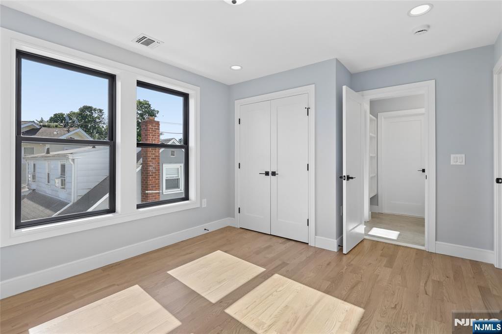 9 Cole Street Bergenfield, NJ 07621 - Photo 32 of 47