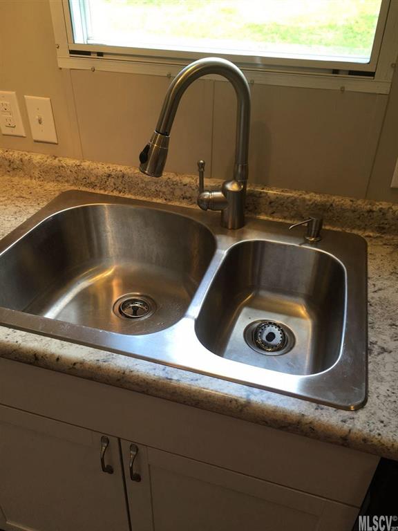 4596 Snowhill Church Road Morganton, NC 28655 - Photo 11 of 22 Gallery Image 11