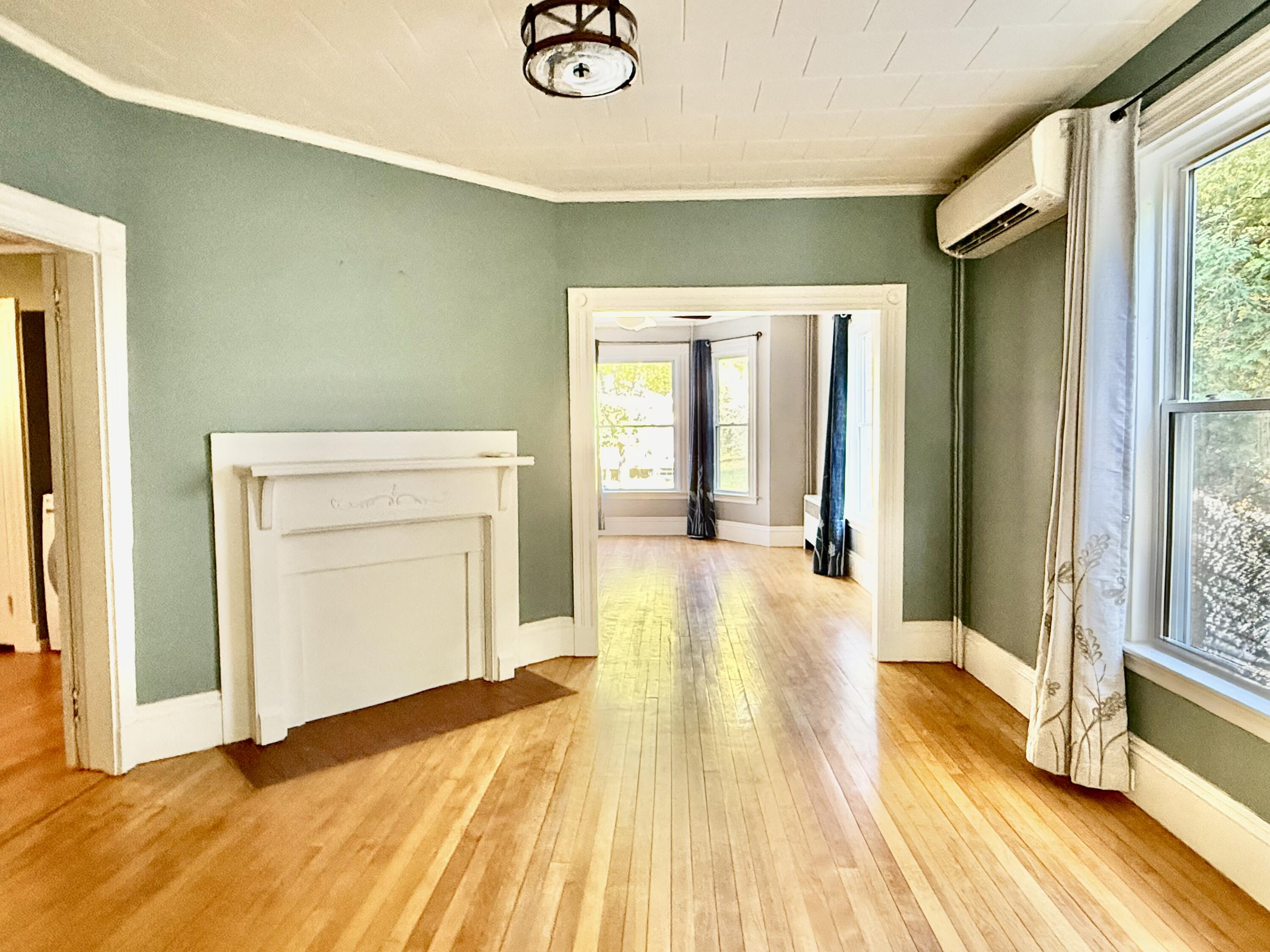 21 Cottage Street Bangor, ME 04401 - Photo 9 of 37 21 Cottage Street