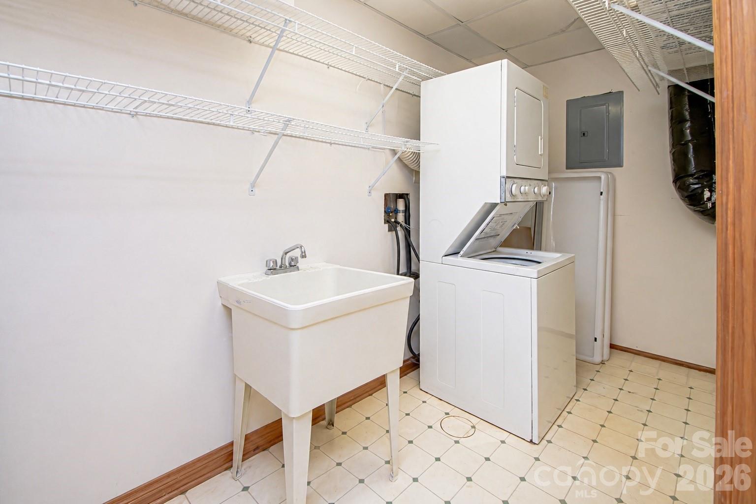 10801 Whitfield Ridge Drive Charlotte, NC 28277 - Photo 41 of 47 a utility room with dryer and washer