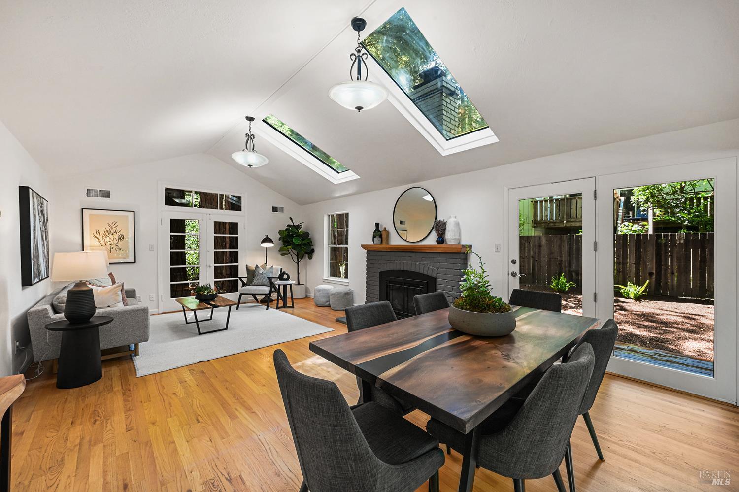 73 Rockridge Road Fairfax, CA 94930 - Photo 12 of 59