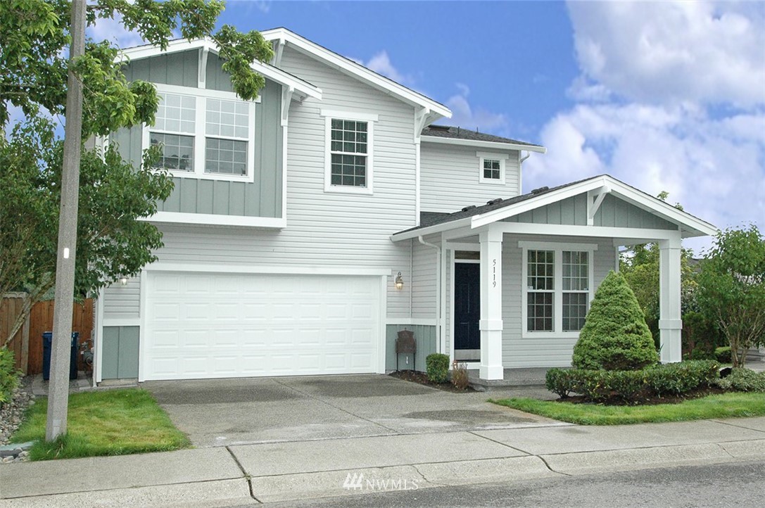 5119 Northeast 5th Street Renton, WA 98059 - Photo 3 of 20