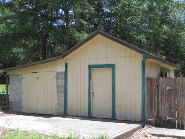 33 Sam Marks Road Crawfordville, FL 32327 - Photo 3 of 21 Gallery Image 3