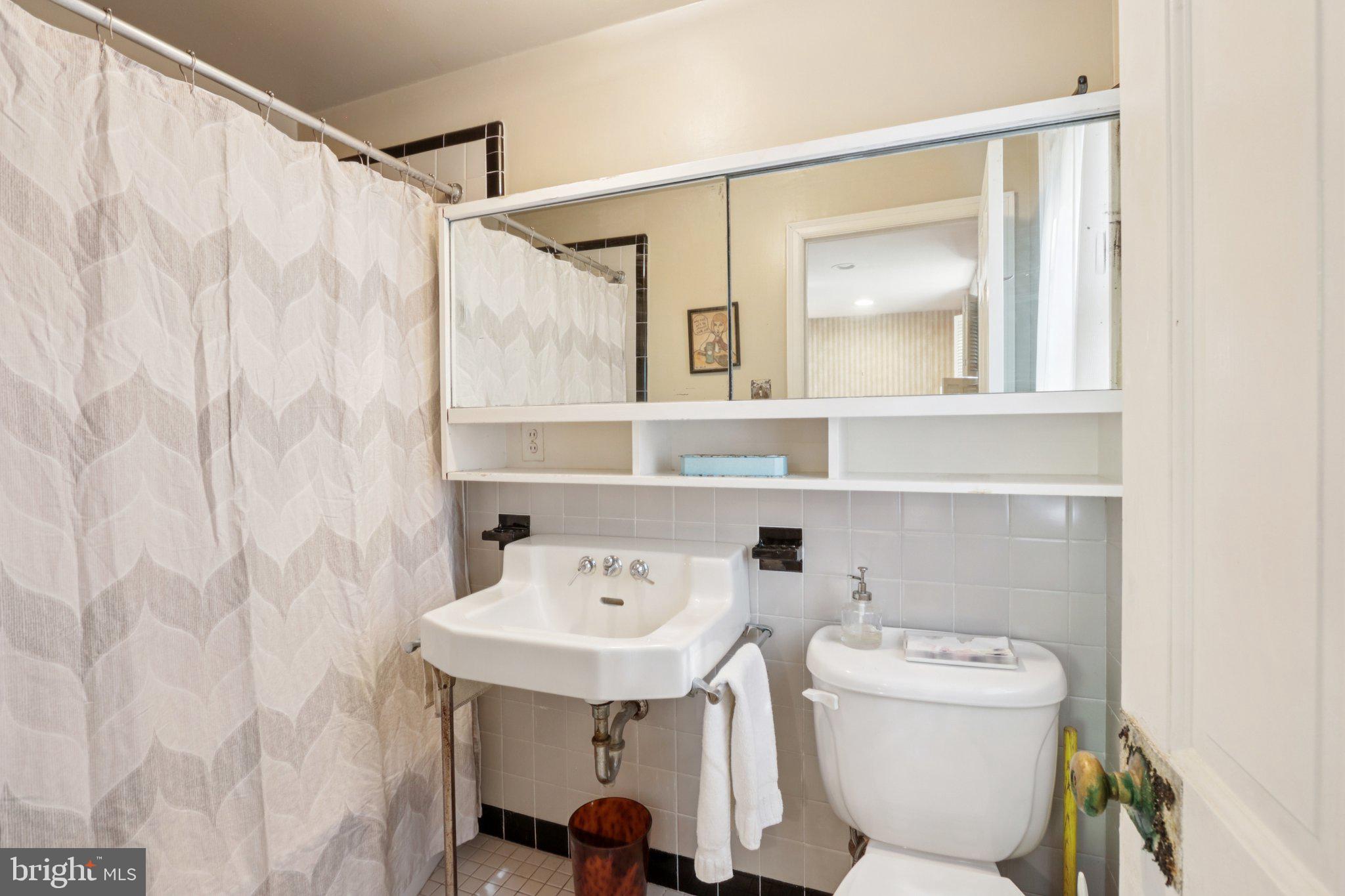 534 West Springfield Avenue Philadelphia, PA 19118 - Photo 34 of 86 Gallery Image 34