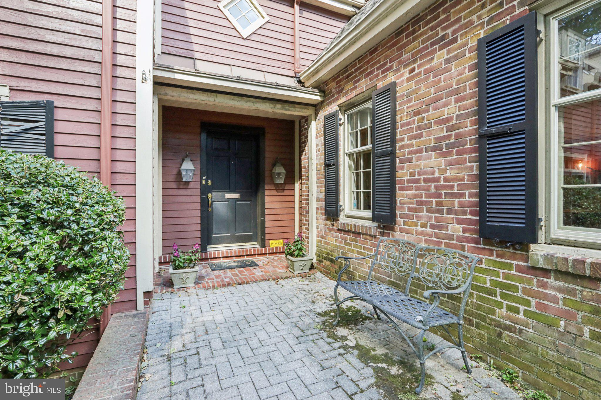 534 West Springfield Avenue Philadelphia, PA 19118 - Photo 8 of 86 Gallery Image 8
