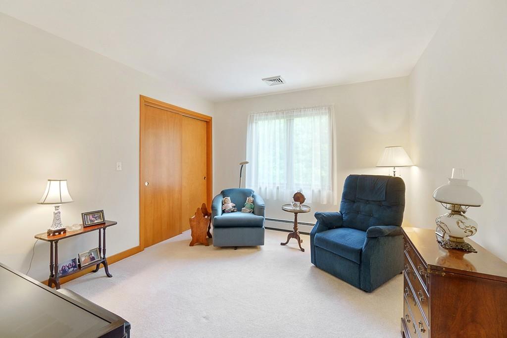 18 Elliott Road Sterling, MA 01564 - Photo 34 of 40