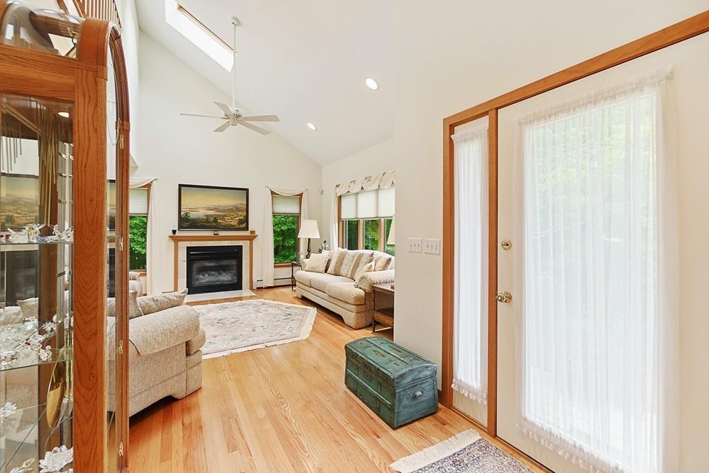 18 Elliott Road Sterling, MA 01564 - Photo 6 of 40