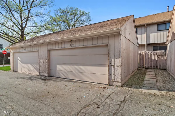 $159,900 | 8104 Bromley Place, Indianapolis, IN 46219