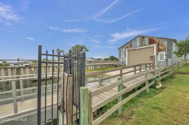 $1,798,000 | 103 Dragonfly Lane, Hampstead, NC 28443