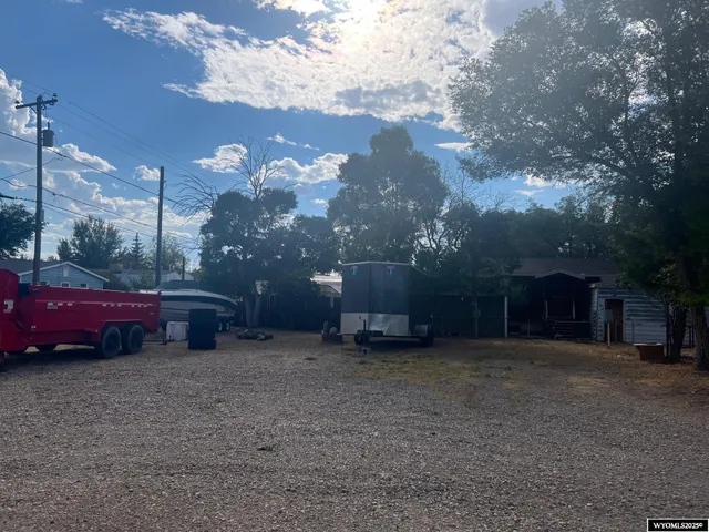 $159,000 | 608 West State Street, Rawlins, WY 82301