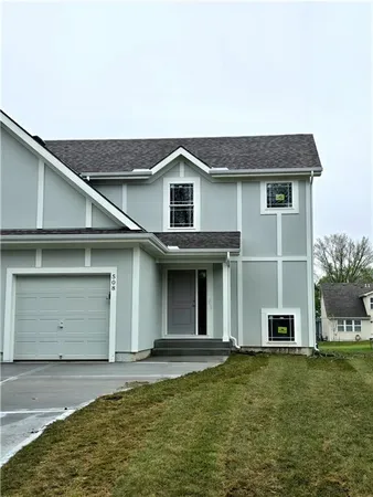 $289,950 | 508 West Lawrence Avenue, Spring Hill, KS 66083