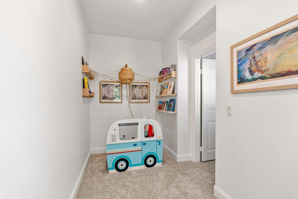 3228 Sitio Montecillo Carlsbad, CA 92009 - Photo 43 of 64