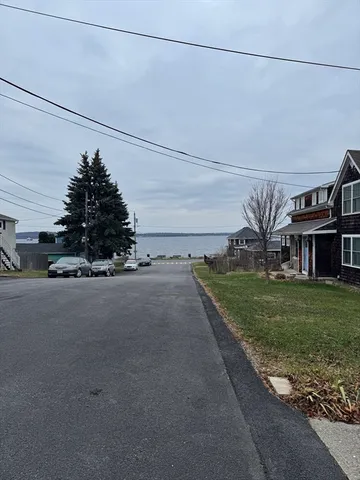 $2,500 | 44 Assonet Street, Fall River, MA 02724