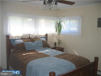 34 Inbrook Road Levittown, PA 19057 - Photo 8 of 12 Bedroom - Main
