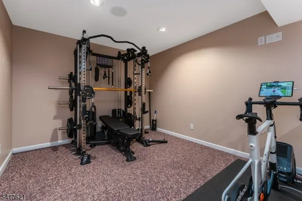 $949,999 | 11 Messenger Lane, Ringoes, NJ 08551