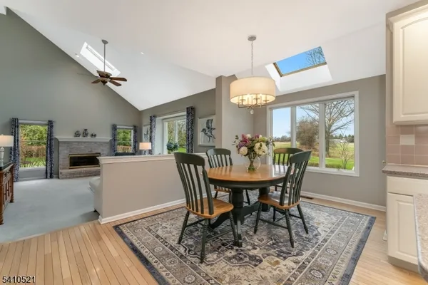 $949,999 | 11 Messenger Lane, Ringoes, NJ 08551