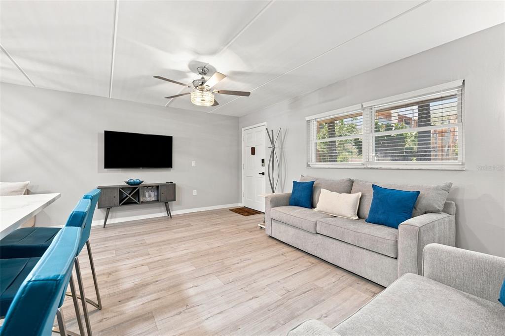 12760 Indian Rocks Road, Unit 1017 Largo, FL 33774 - Photo 6 of 29 Gallery Image 6