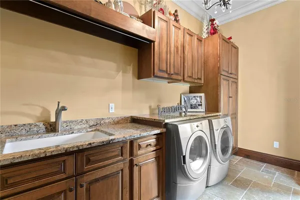 $6,995,000 | 25 West Spanish Main Street, Tampa, FL 33609