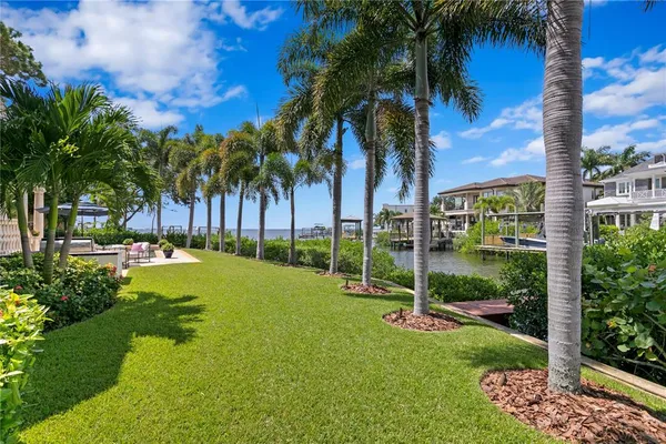 $6,995,000 | 25 West Spanish Main Street, Tampa, FL 33609
