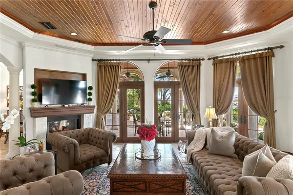 $6,995,000 | 25 West Spanish Main Street, Tampa, FL 33609