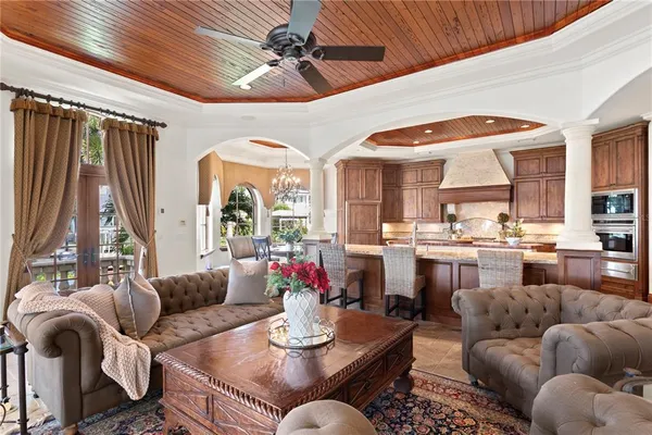 $6,995,000 | 25 West Spanish Main Street, Tampa, FL 33609