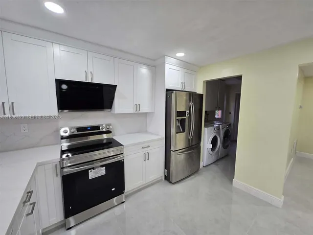 $4,600 | 2430 Northwest 83rd Way, Unit 2430, Sunrise, FL 33322