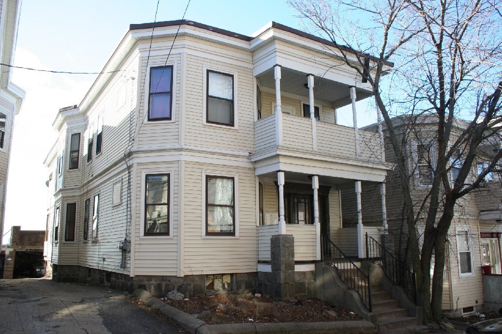 87 Bellingham Street Chelsea, MA 02150 - Photo 1 of 6 Gallery Image 1