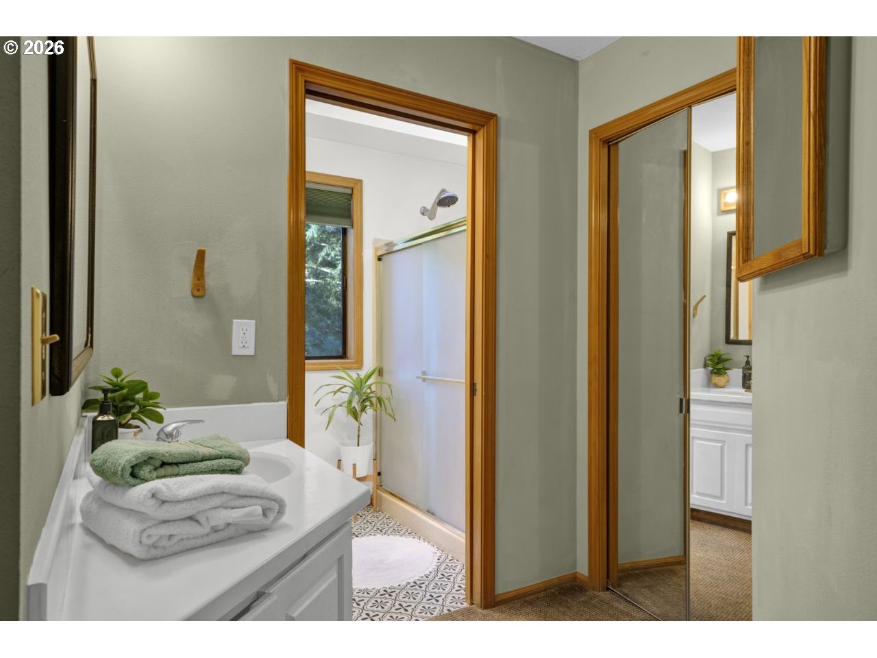 89366 Dahlin Road Florence, OR 97439 - Photo 30 of 47 Bathroom, Attached